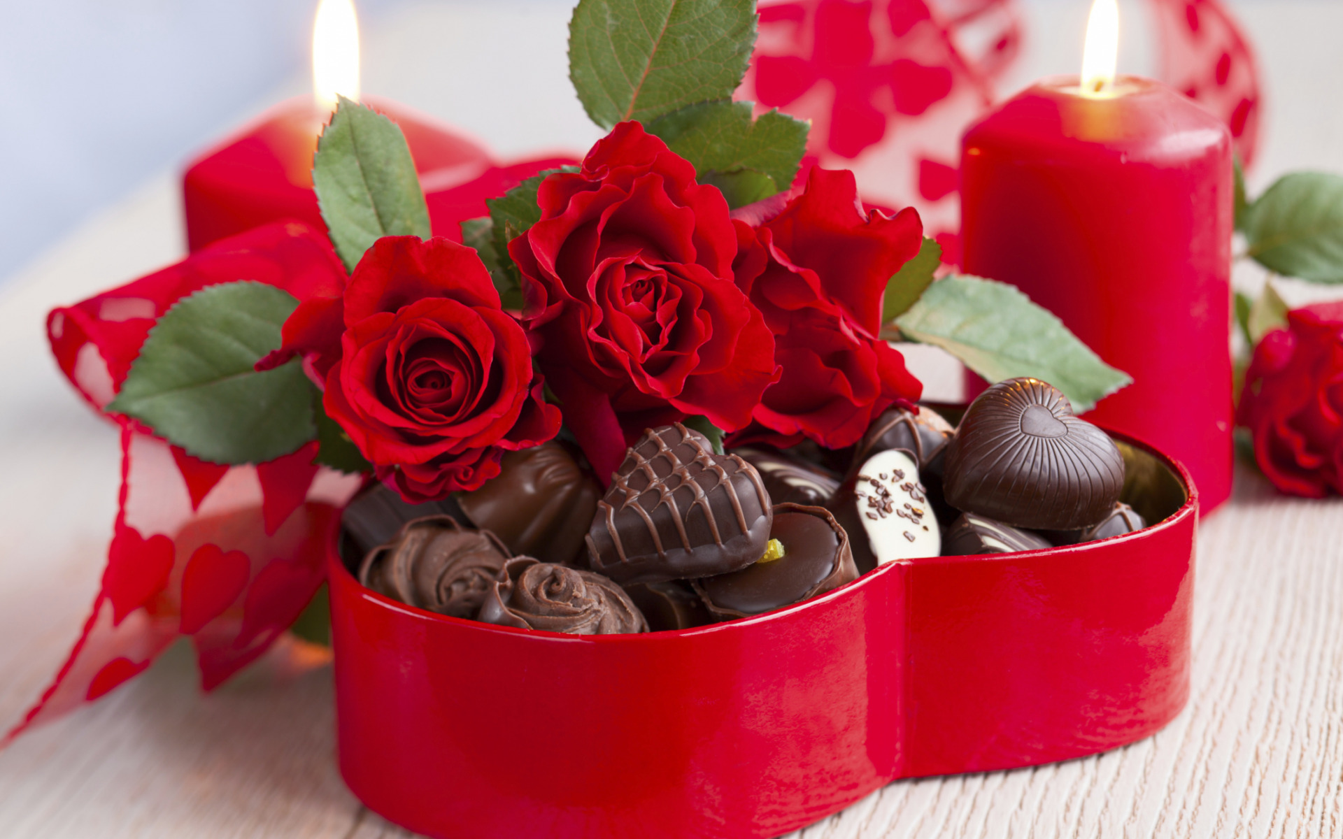 love , flowers , holiday , heart , chocolate , roses , bouquet , candles , candy , red , love , rose , wet , photography , heart , photo , flowers , romantic , chocolate , sweet , Valentine's Day , still life , holiday , bouquet , roses , romance