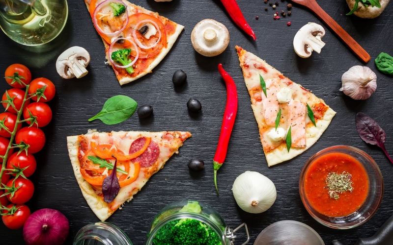 стол • еда • пицца • Italian • Pizza • деревянный стол • Tasty - table • food • pizza • Italian • Pizza • wooden table • Tasty